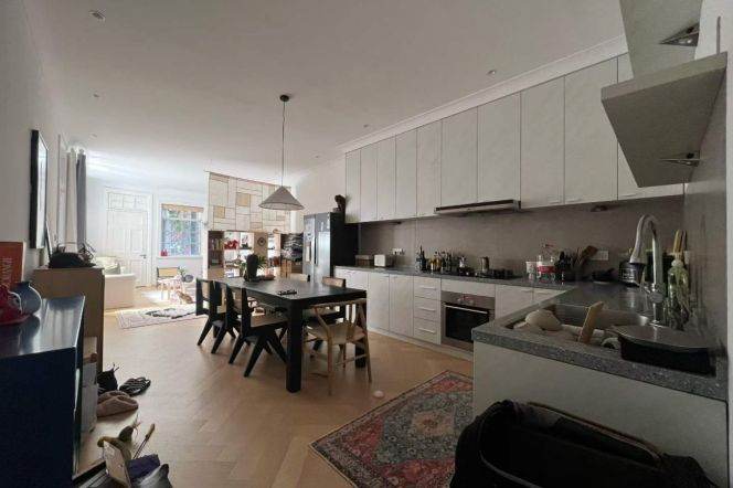 iapm/south Shaanxi rd 2br110sqm