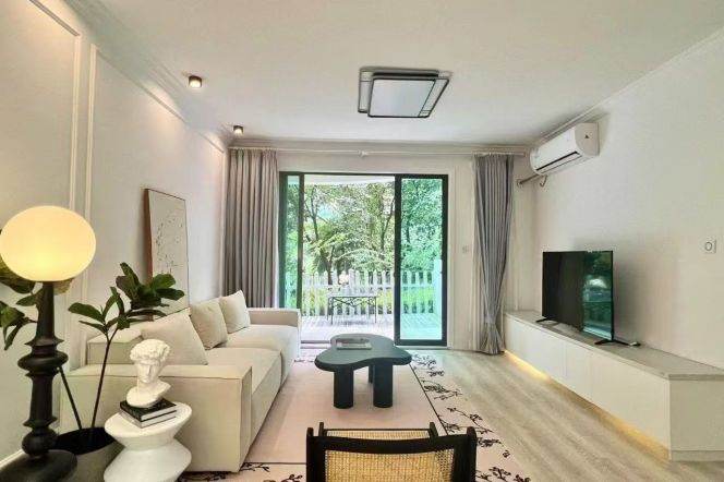 Modern 3bedrooms Apt +Heating+central AC+Oven@Wuning Rd