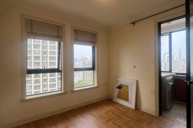 Wutong District, 3-bedroom with wall heating, near Jiaxian Road subway station