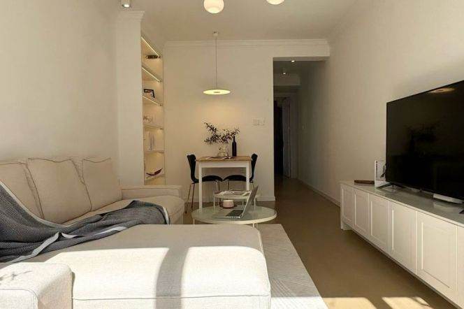 Good lighting 1br@elevator near Zhongshan Park