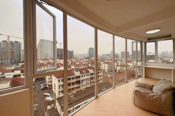 Huge 1br with good view near Xuhui Binjiang
