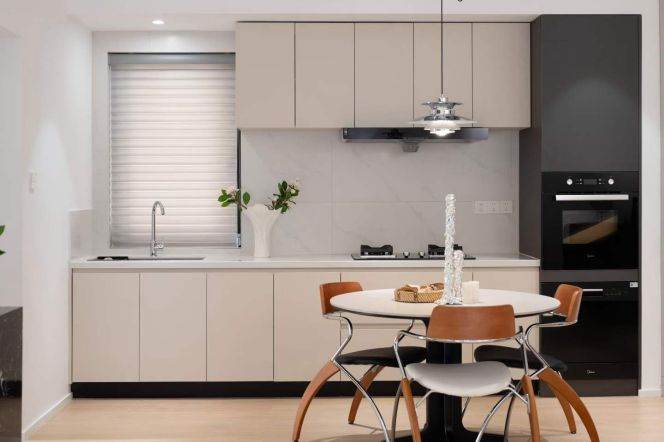 jing an 2+1br 110sqm