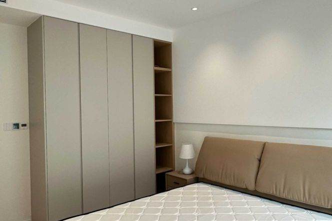 Parkfront Modern 2BR | Direct Access to Green & Metro