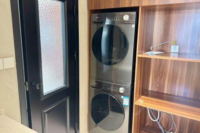 Good view&Bright, 1+1Br 1Closet 1Balcony 140Sqm, Wuding rd, L2/11/14