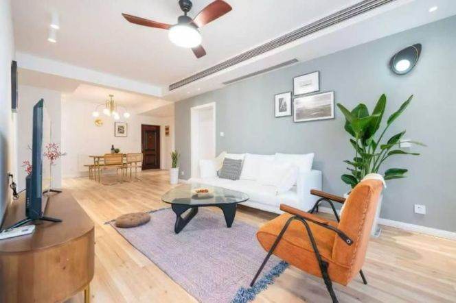 Cozy 3bedrooms Apt +Heating+central AC+Dishwasher@Nanjing Rd(W)