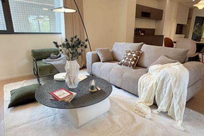 Morden&Bright 3Bdrs 2Baths/Floor Heating/160sqm @Yaohong &Line 15