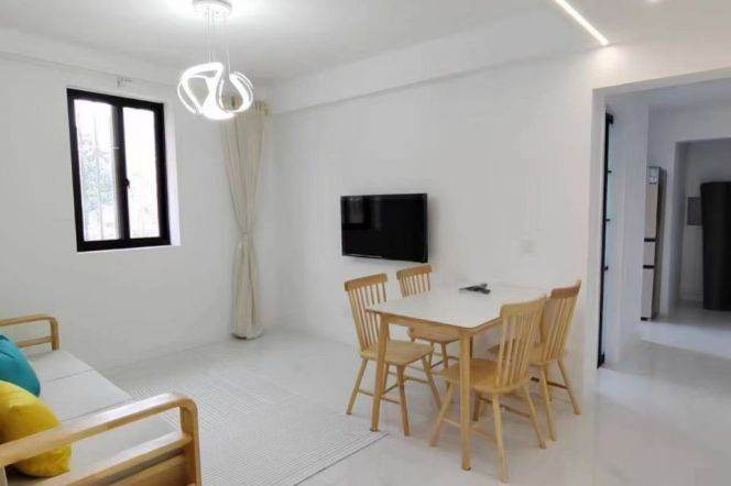 hongqiao rd elevator 2BR/big living room@L3/4/10