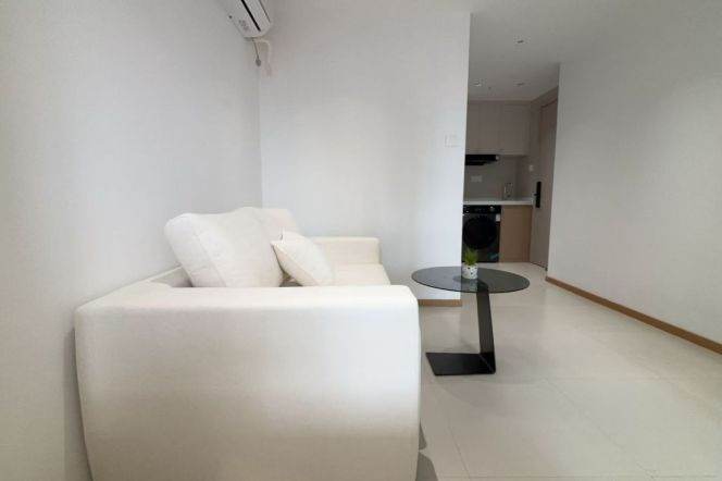 Spacious-Fashion-lift-1Br-near Huadong uni-Caoyang rd/Putuo area/L3/4/11/13/14