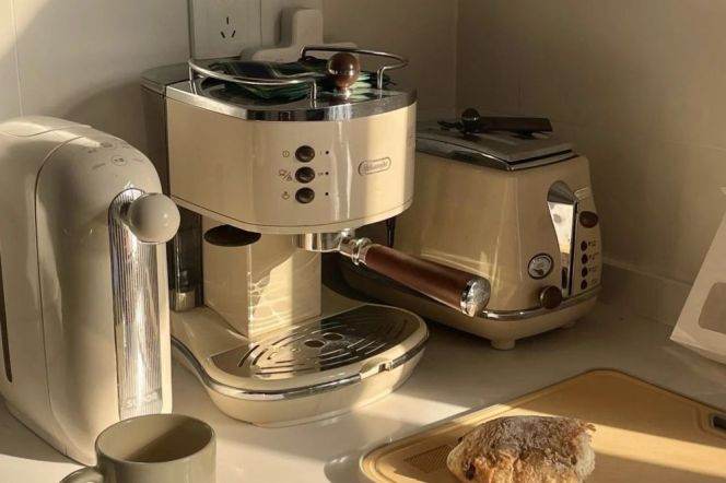 villa house -1bed -historic building- comfortable -line 2/7/14 jing’an temple