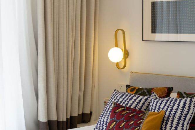 Modern 4brs with floor heating in  central downtown 