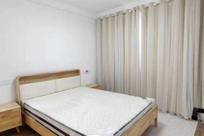 hongqiao rd elevator 2BR/big living room@L3/4/10