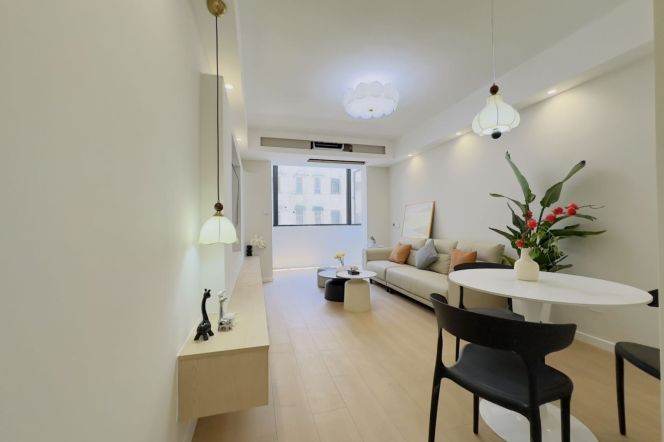Loushanguan rd/spacious 1br 2lr/central AC/cozy&modern/bright room@L15/2