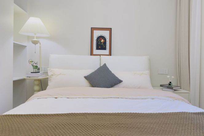 Loushanguan rd/spacious 1br 2lr/central AC/cozy&modern/bright room@L15/2