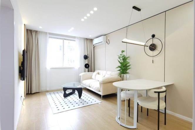 1br-lingling road - 2 minutes to Line 4 - Shanghai Stadium