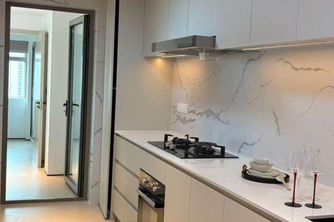 Lujiazui/3br3bt/central AC/floor heat/oven/dishwasher/bathtub/club/tennis court/pool/gym