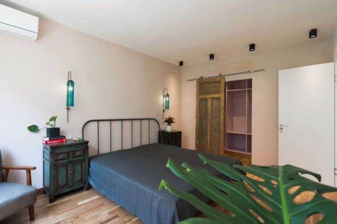 line 1 hengshan road -2bed cosy vibe / elevator / wall heating/ oven / dryer