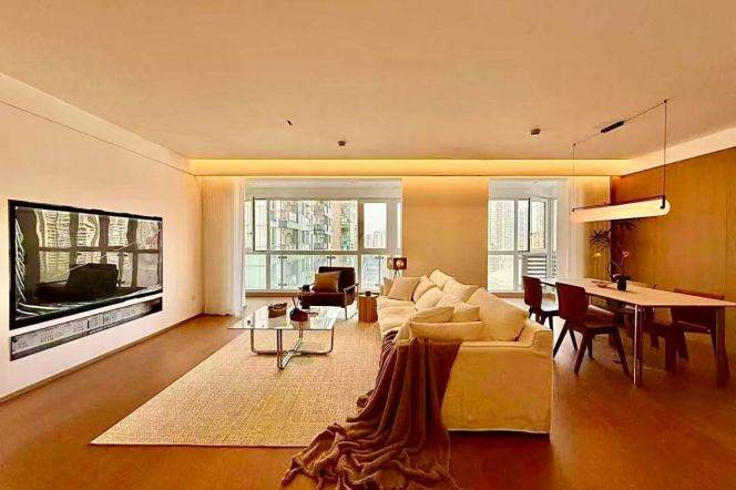 Brand new decoration 3brs with floor heating belong to Tianzifang area