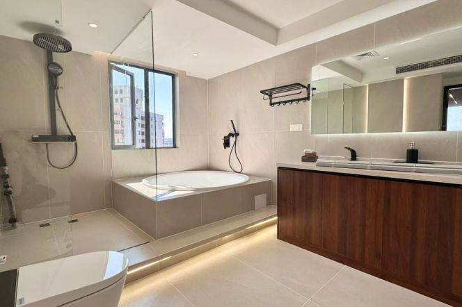 Wuding Rd metro/1br1bt/central AC/floor heat/oven/outdoor balcony/cloakroom/oven