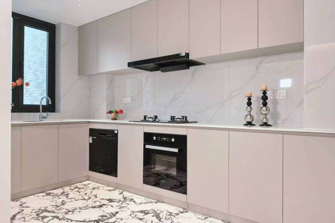 Modern 3brs with floor heating beside Su zhou river