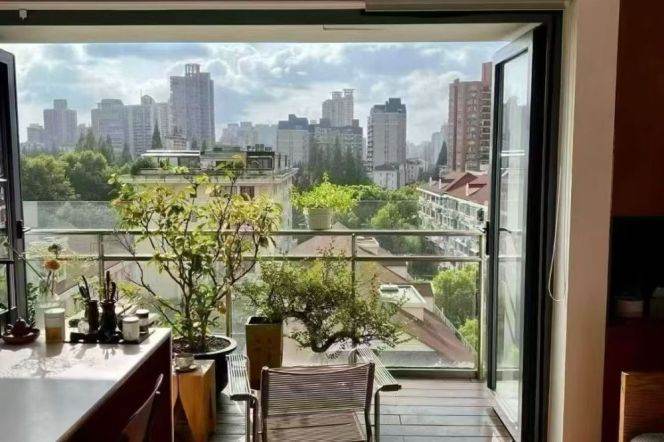 quality apartment-2beds 149sqm -elevator- bright @ line 10/11 jiaotong university 
