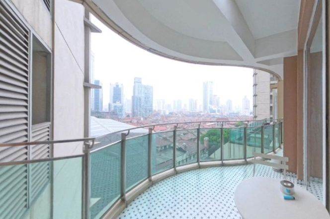 Modern 3brs with floor heating and balcony in Jingan area