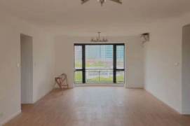 Brandnew decoration 3brs with floor heating in  central downtown