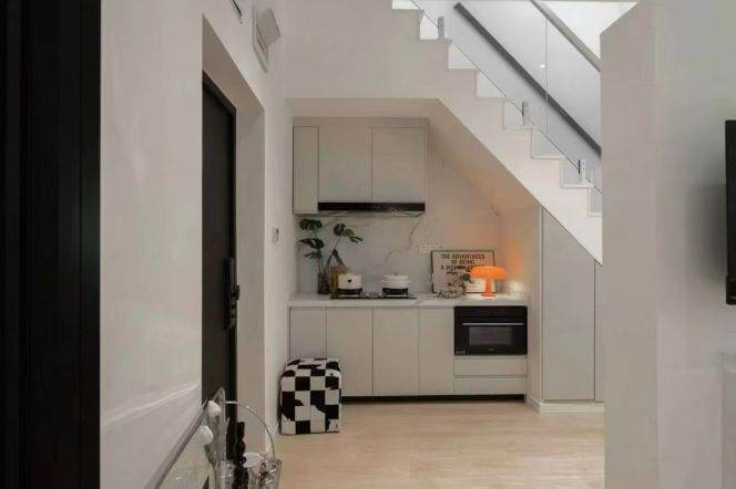 2BR-Nanchang Road-2-minute walk to Shaanxi South Road (Lines 1/10/12)