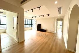 4 Brs, 2 Baths, Brand-new Dec, Floor Heating, Central ac, 170 sqm @ Zhongtan metro L3&4