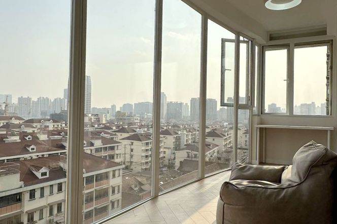 Attractive Scenic Balcony/Line 4/12 MT/Xuhui Riverside/Large Storages/Heater/Cozy1br