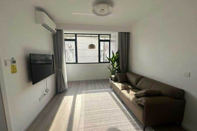 Jiaotong University Station 1Br Line10/11