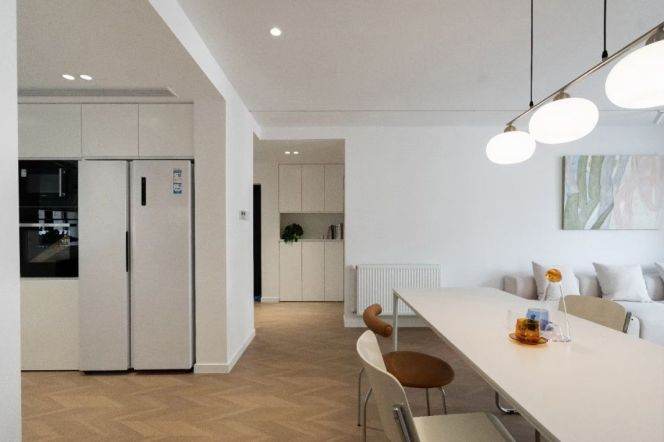 2+1 Rooms, 2 Baths with Open Balcony, 140 sqm, Floor Heating @ Changshou metro L7&13