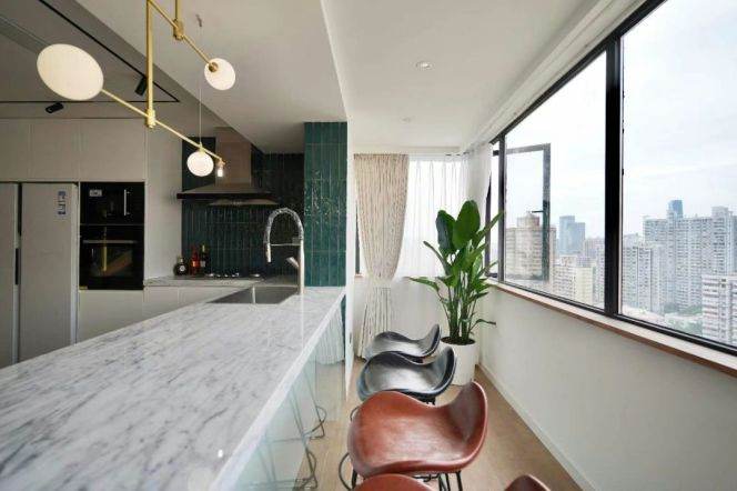 Haifu Apartment — 2+1BR with Dressing Room