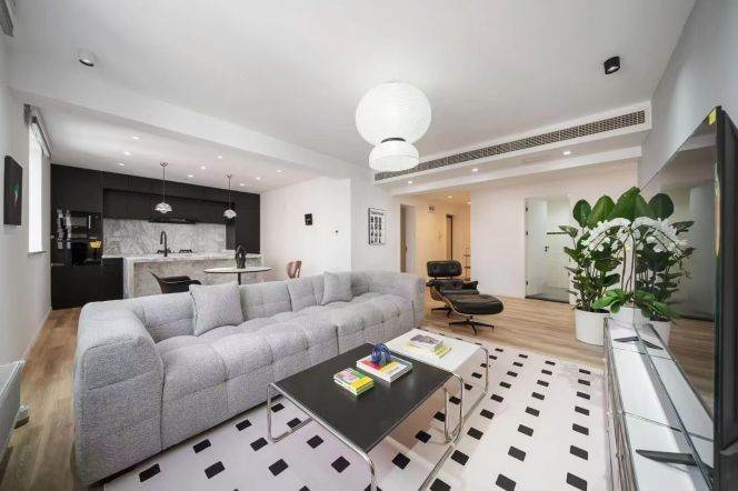 3 Brs, 2 Baths with Floor Heating, Central ac, Oven, 160 sqm @ Zhongshan park L2,3&4