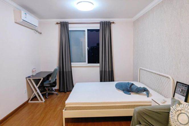 High floor view 1 br next L 10 /11 JiaoTong University st. Exit