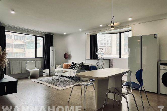 Super Price/West Nanjing/Balcony/Huge Living+Dining/Bathtub/Elevator/Large Storages/Cozy2+1br2bt