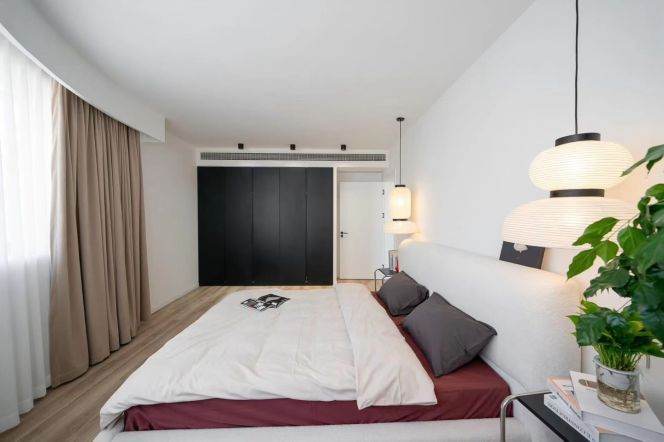 3 Brs, 2 Baths with Floor Heating, Central ac, Oven, 160 sqm @ Zhongshan park L2,3&4