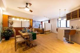 3+1 Rooms, 2 Baths with Oven and Dryer, 160 sqm @ Zhongshan park L2