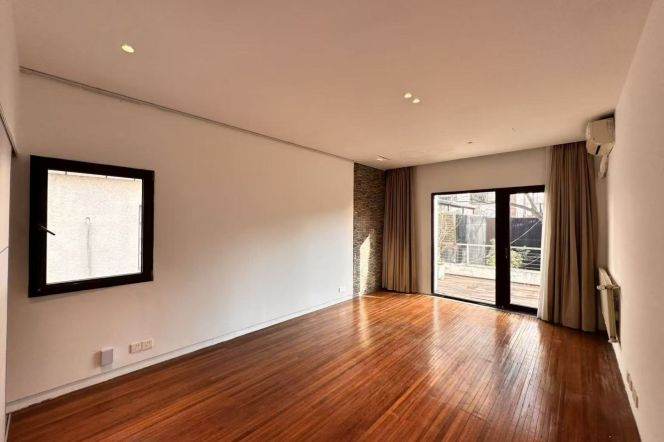 Shanghai Library private 450sqm house