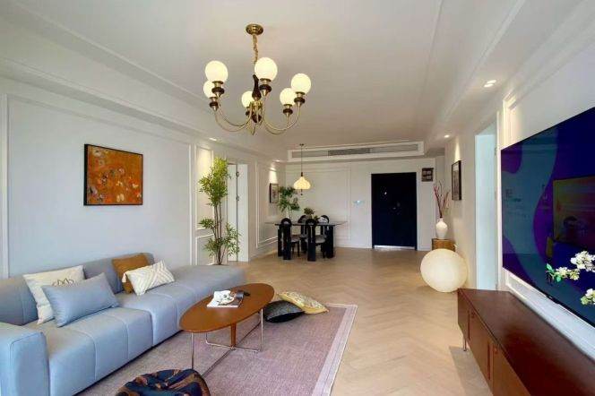 Well Renovated First-Tier Riverfront Residence 2BR 2BA in West Bund