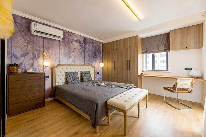 3+1 Rooms, 2 Baths with Oven and Dryer, 160 sqm @ Zhongshan park L2