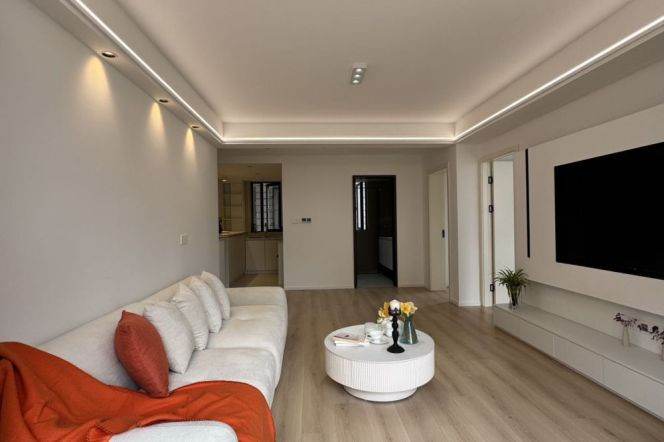 Modern& Bright 2Br-1bathr@ YanPing rd & WuDing rd | Floor heating +elevator