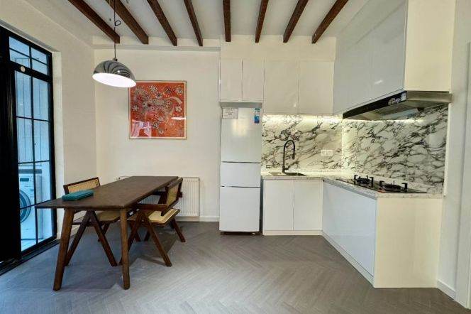 1bedroom with Balcony/Wall heating near South Shanxi Road,Jiashan Road St.