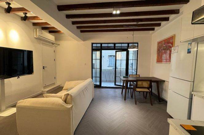 1bedroom with Balcony/Wall heating near South Shanxi Road,Jiashan Road St.