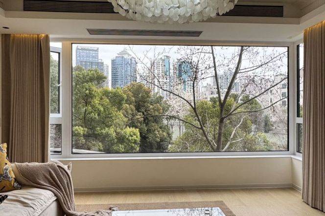 Green view 2Br-2bath+terrace | Zhenping rd & Changshou rd L7/13 | Heating + Scenic windows