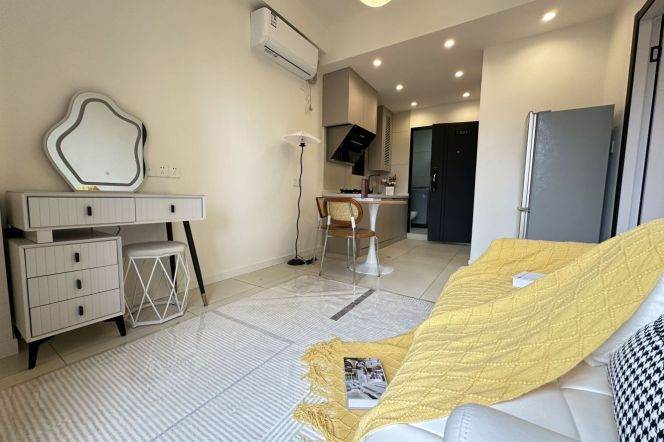 Elevator 1BR-Shanghai Normal University-2-minute reach, Line 1/12-Caobao Road