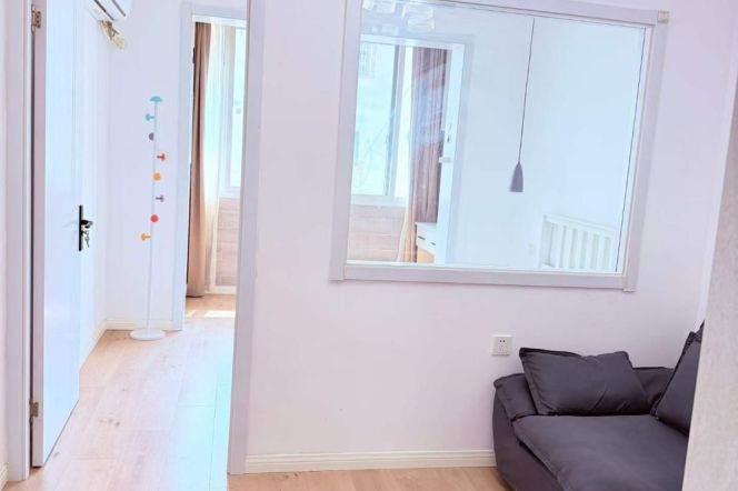 Hongqiao rd/cozy 1br 1lr/bright room/great value/nice location@L10/3/4