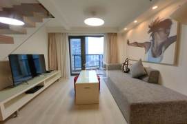 Loft one bedroom service apt 2mins to Langao Rd,free for gym & Wifi