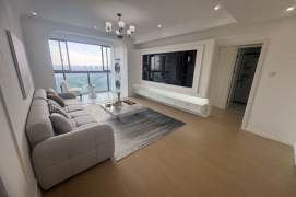 2 Brs, 2 Baths with Floor Heating, Central ac, Oven, 130 sqm @ Shanghai Children Medical Centre L6