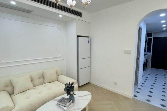 Jiaotong uni/elevator 1br 1lr/high floor/central AC/bright room@L10/11