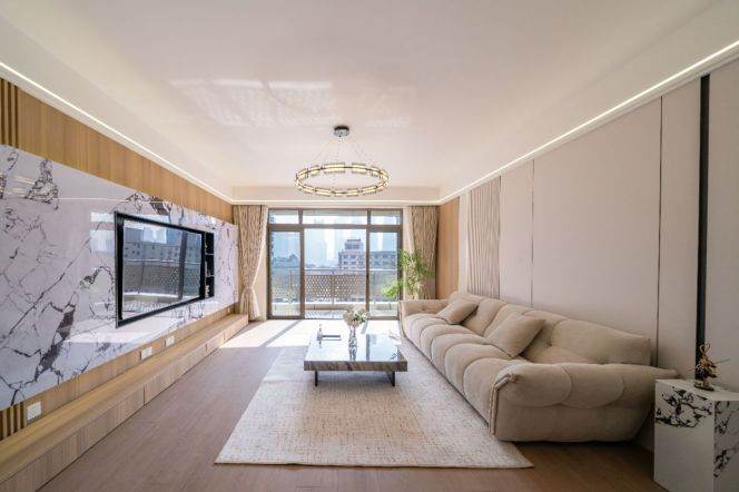 Features underground parking spaces-3-minute access to Line 12-International Passenger Center